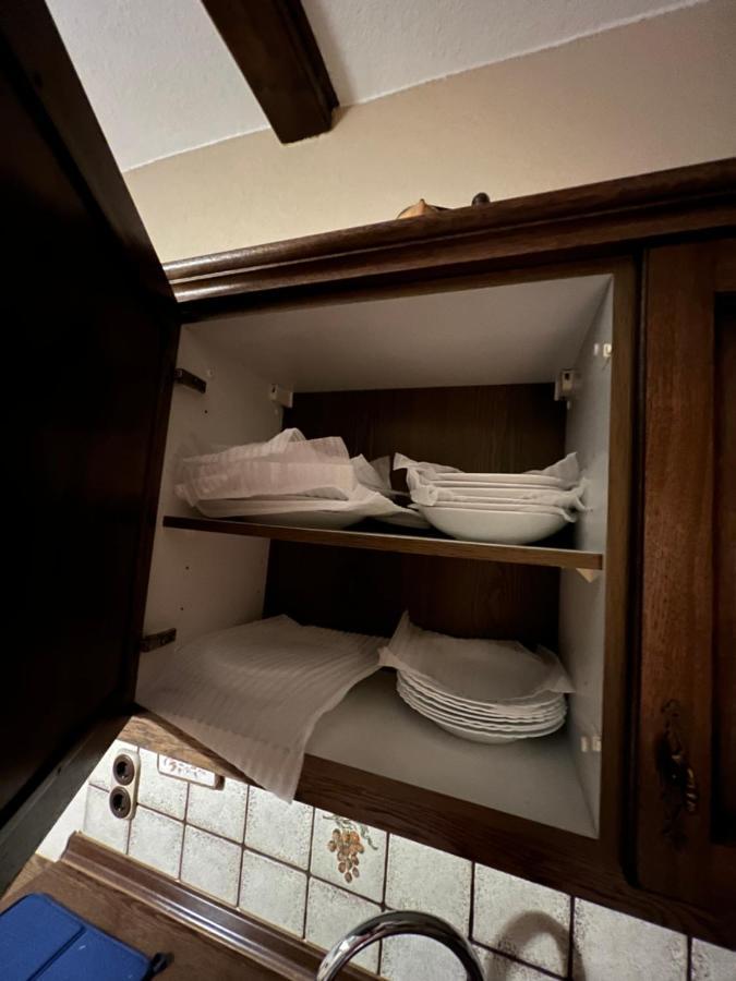 Duisburg Feelhome, Flughafen Nah,3-Schlafzimmer, Dusche Ebenerdig, Zentral, Wifi, Ground Floor Exterior foto